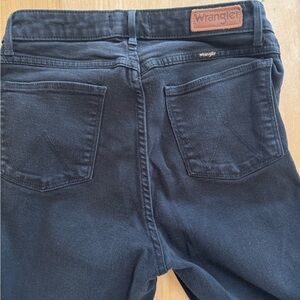 Wrangler Women's Dark Gray Skinny Jeans